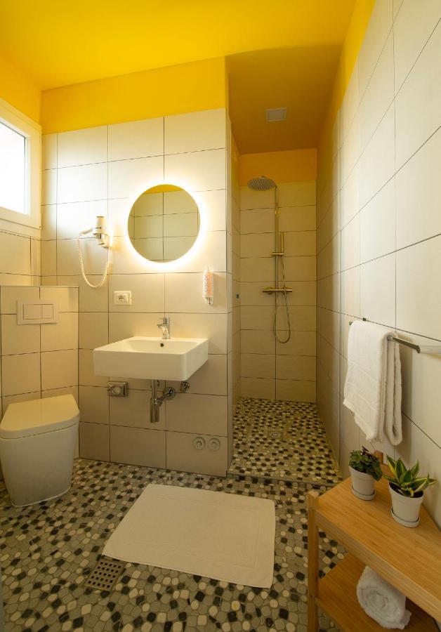 Nice Hotel Бибионе Экстерьер фото