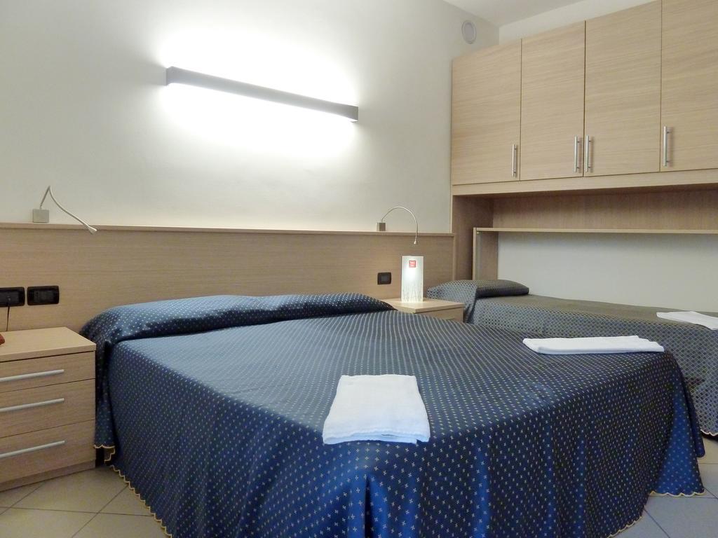 Nice Hotel Бибионе Экстерьер фото