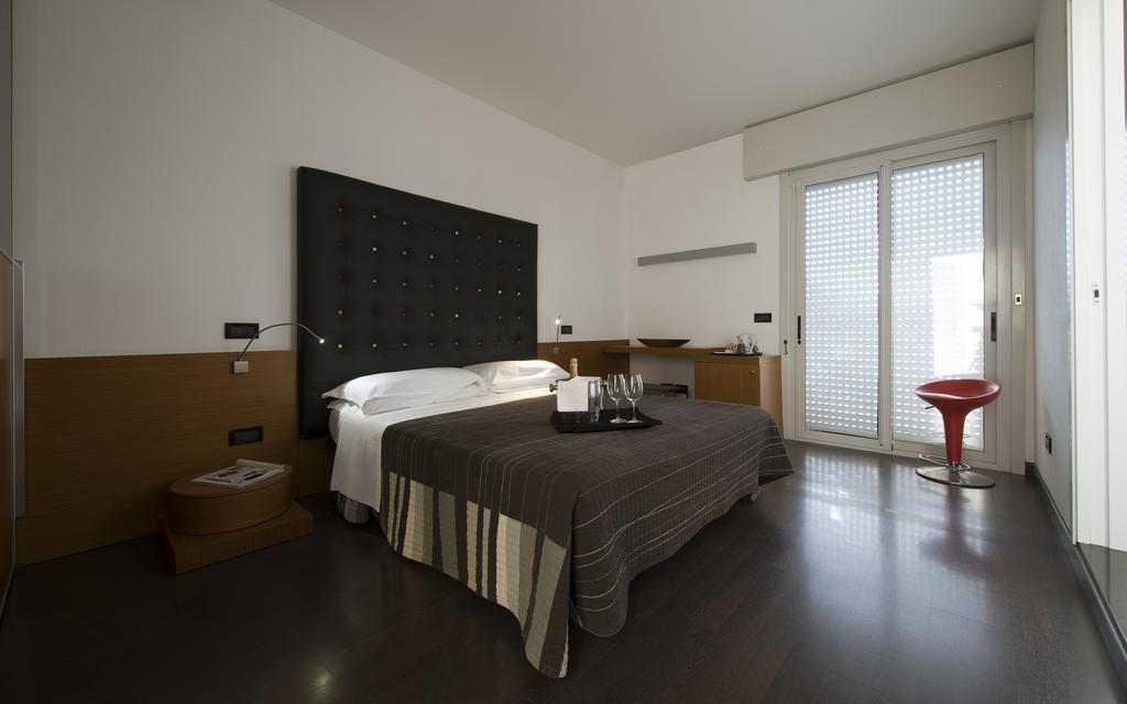 Nice Hotel Бибионе Экстерьер фото